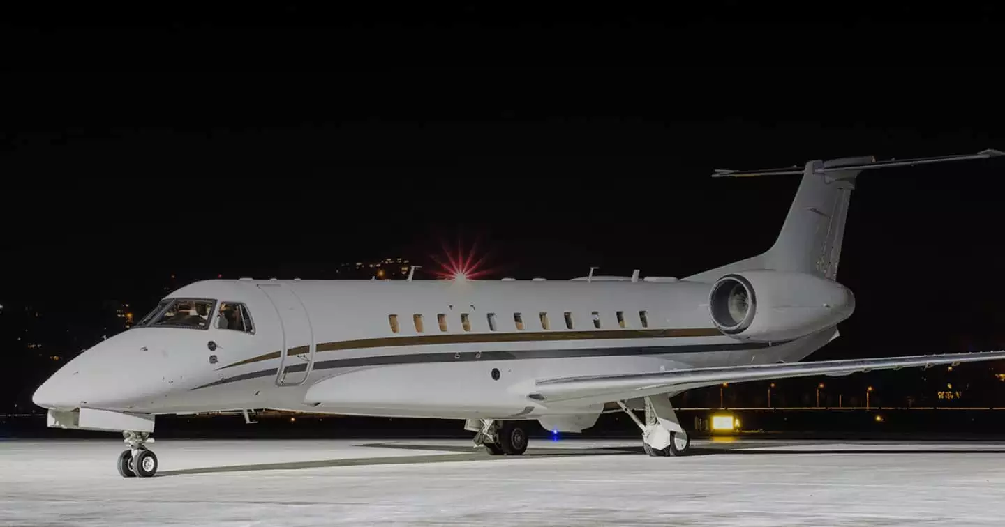 Comparing ⁤Features and ⁤Pricing of Top Jet‍ Rental companies
