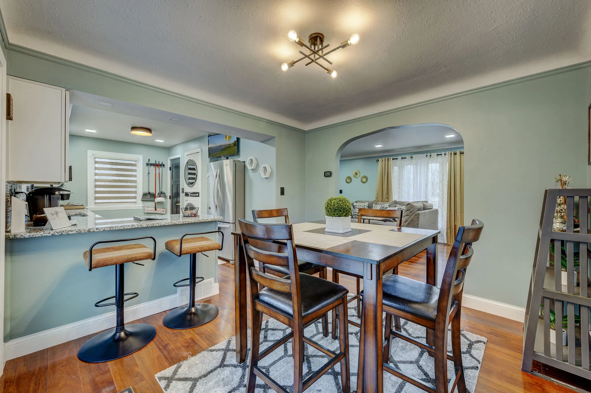 Explore⁤ the Serenity of Crystal River with Monthly Vacation Rentals